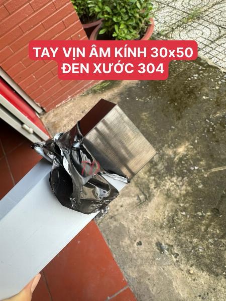 TAY VỊN ÂM KÍNH 30x50 ĐEN XƯỚC INOX304