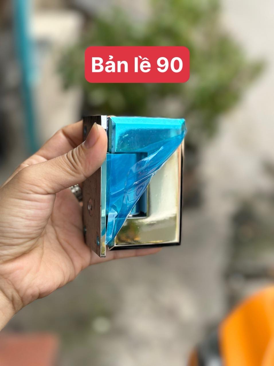 BẢN LỀ 90, 304 