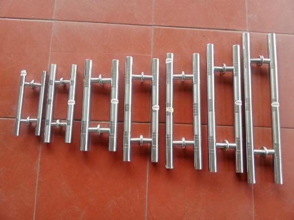 TAY NẮM CỬA INOX304 CHỈ THẲNG 3.5TẤC