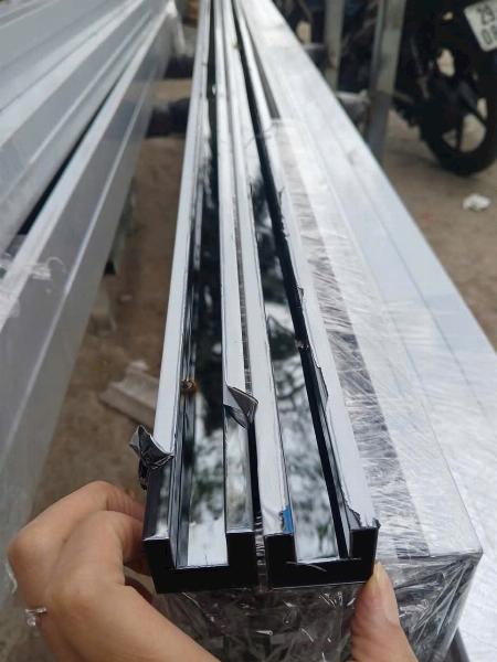 TAY VỊN ÂM KÍNH MÀU ĐEN BÓNG INOX304