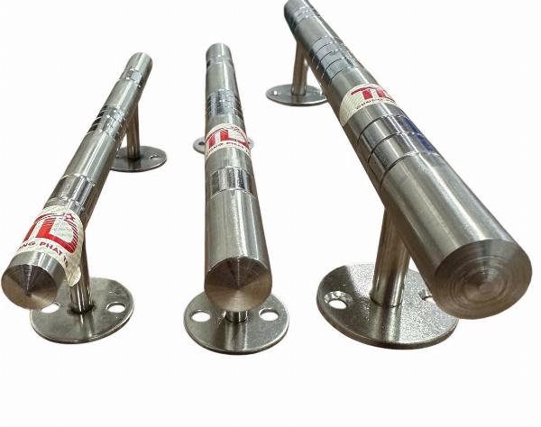 TAY NẮM ĐẶC INOX304 15cm (10ly)