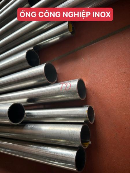 ỐNG CÔNG NGHIỆP PHI 49 2ly INOX304